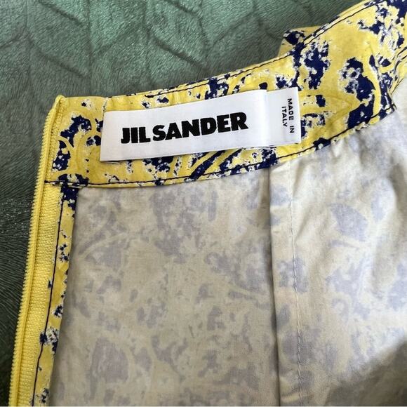 Jil Sander Abstract Print Asymmetrical Short Sleeve Top - Picture 4 of 4